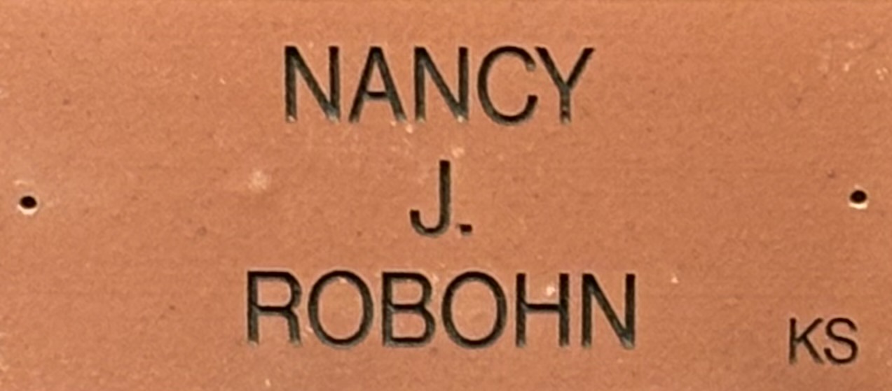 Nancy j. Robohn