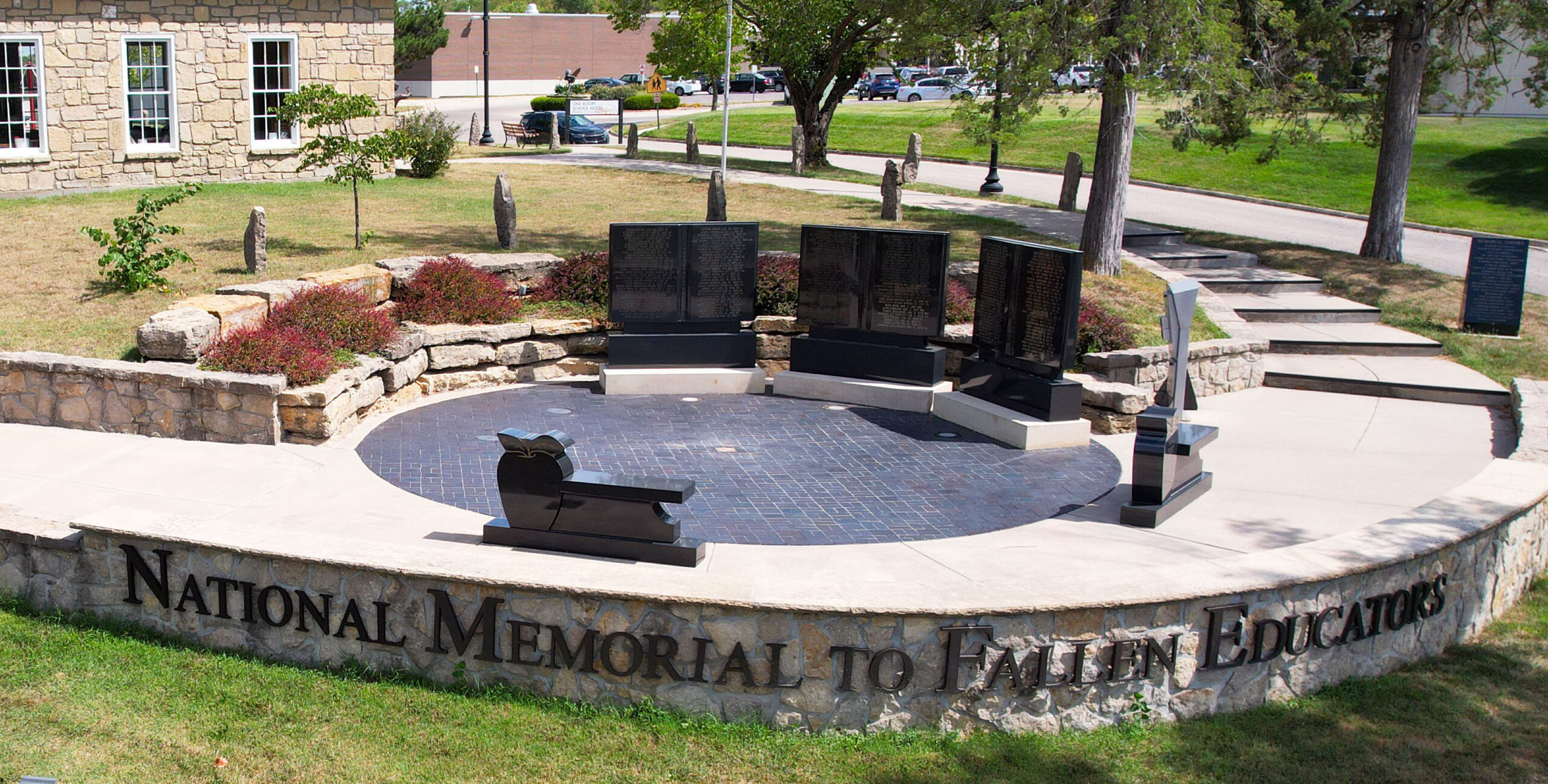 nthfmemorial.org